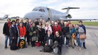 Familiares de caídos en Malvinas viajan a las islas a visitar cementerio de Darwin