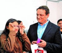 Se realizó la entrega de anteojos en el Centro Comunitario Vecinal Daniel Herrero