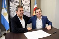 Zamora y Massa firmaron un convenio de asistencia financiera para productores santiagueños