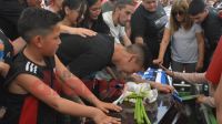 Llegó el cuerpo de Huguito Flores a La Banda y fue sepultado junto a su esposa [VIDEO]