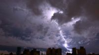 Alerta por tormentas fuertes para esta noche en varios departamentos de Santiago del Estero
