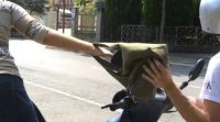 Un “motochorro” le quitó la cartera con 50 mil pesos