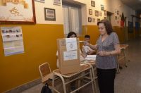 Ejemplo en el balotaje: Doña Teresa Sansierra de Cantos votó a sus 91 años 