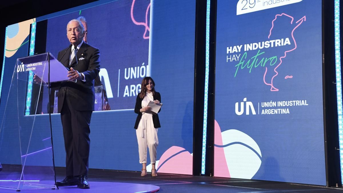 La UIA realizó su tradicional encuentro con referentes políticos y económicos invitados