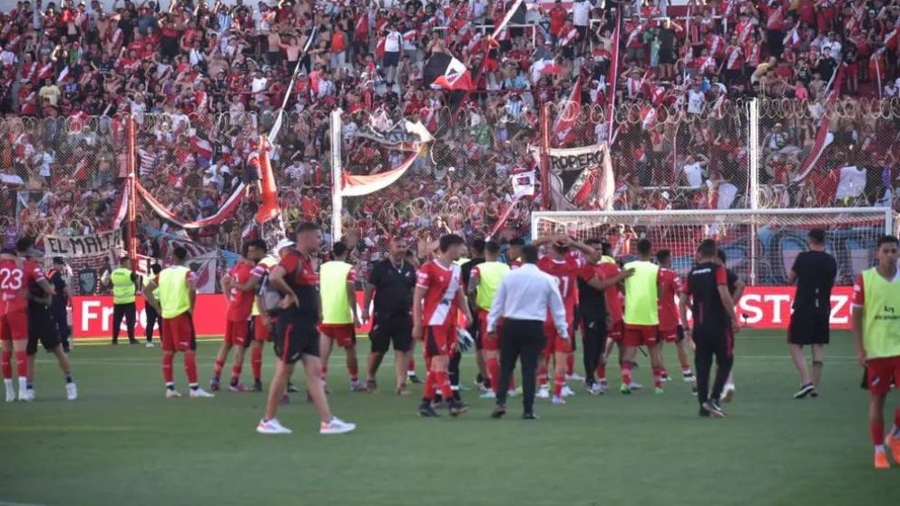 La bronca de todo Maipú contra el árbitro Herrera: “Estaba todo arreglado”